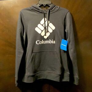 - - NWT‎ Columbia women’s sweatshirt size medium